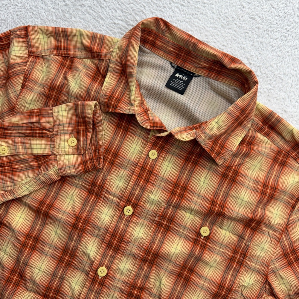 REI Co-op Sahara Mens Small Orange Plaid Long Sleeve Vented Hiking Shirt